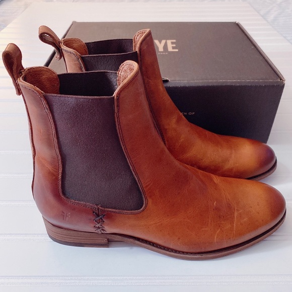 Sold! Frye Women’s Melissa Chelsea Boots - Picture 5 of 16